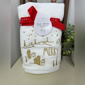 Brand New-Rae Dunn 2-piece Hand Towel Set